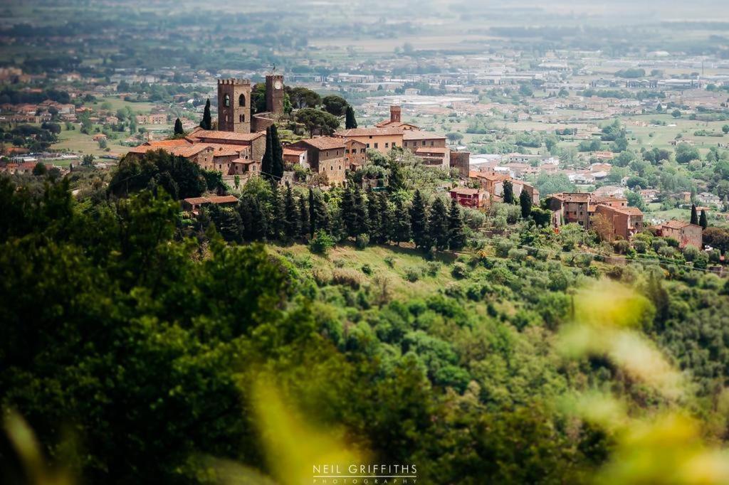 La Magione Dei Todaro Borgo a Buggiano Exterior foto